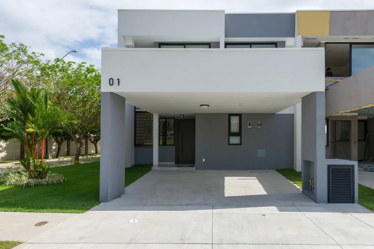 Single Family Detached For Sale in Avenida Panamá Pacífico