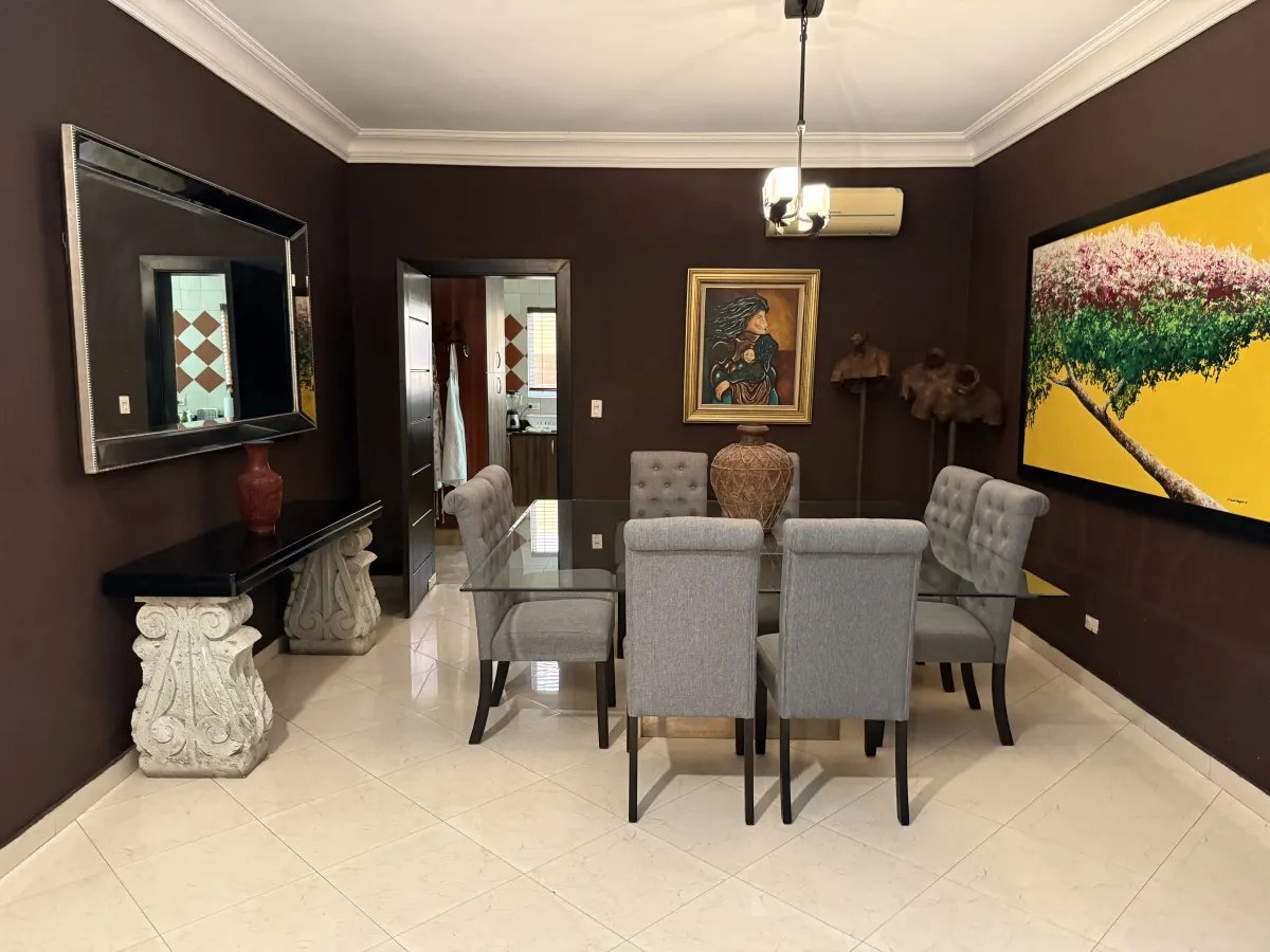 House for sale in PH Residencial Las Perlas