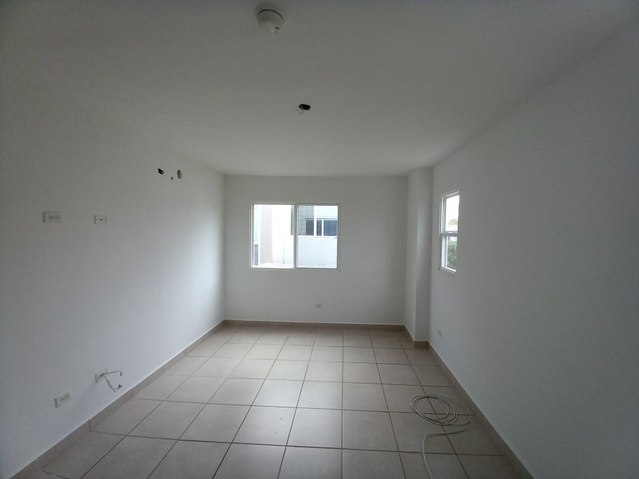 Duplex For Sale in Brisas del Golf