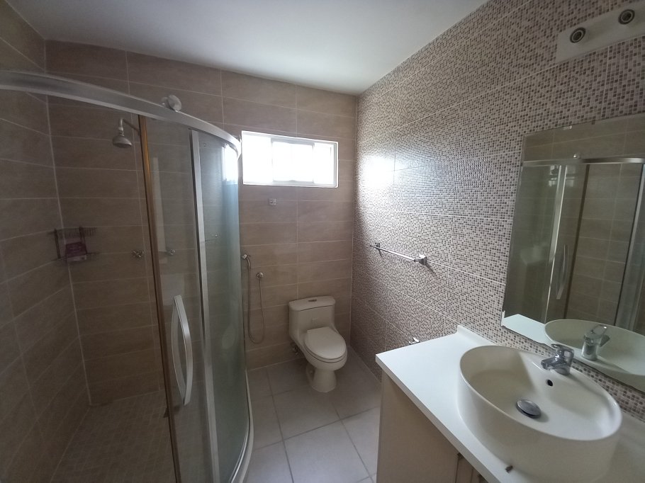 Duplex For Sale in Brisas del Golf