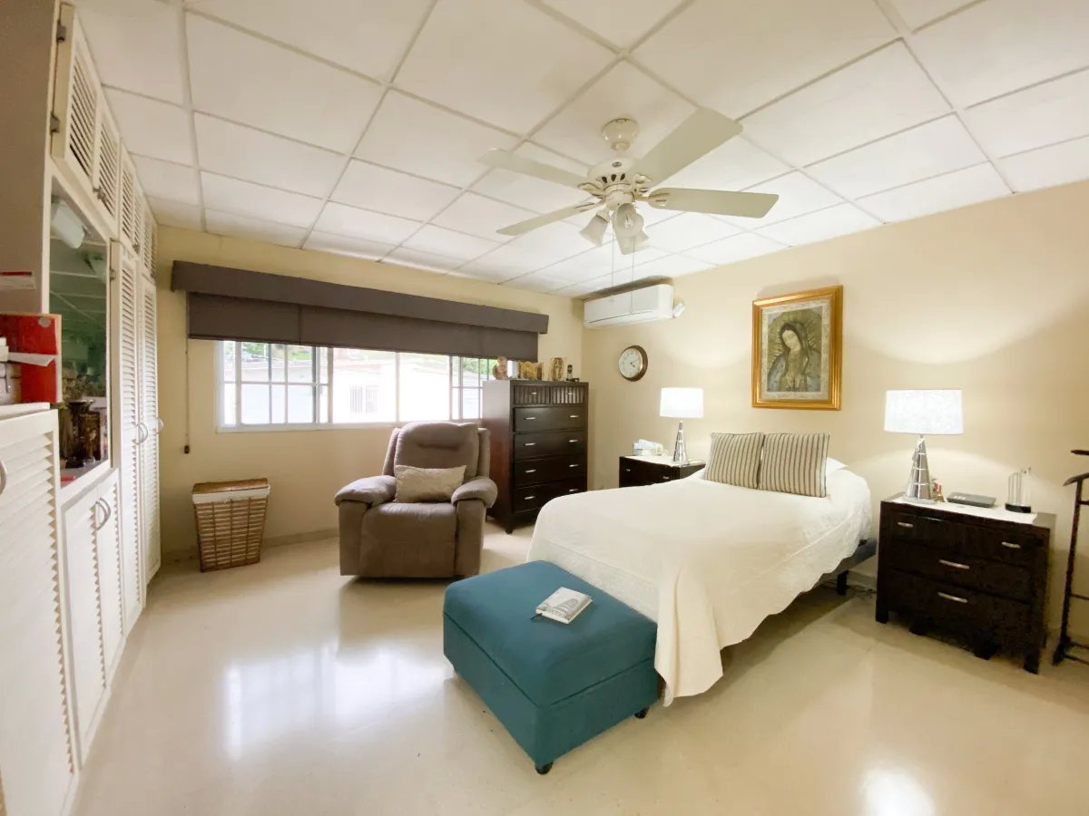 Single Family Detached For Sale in Betania