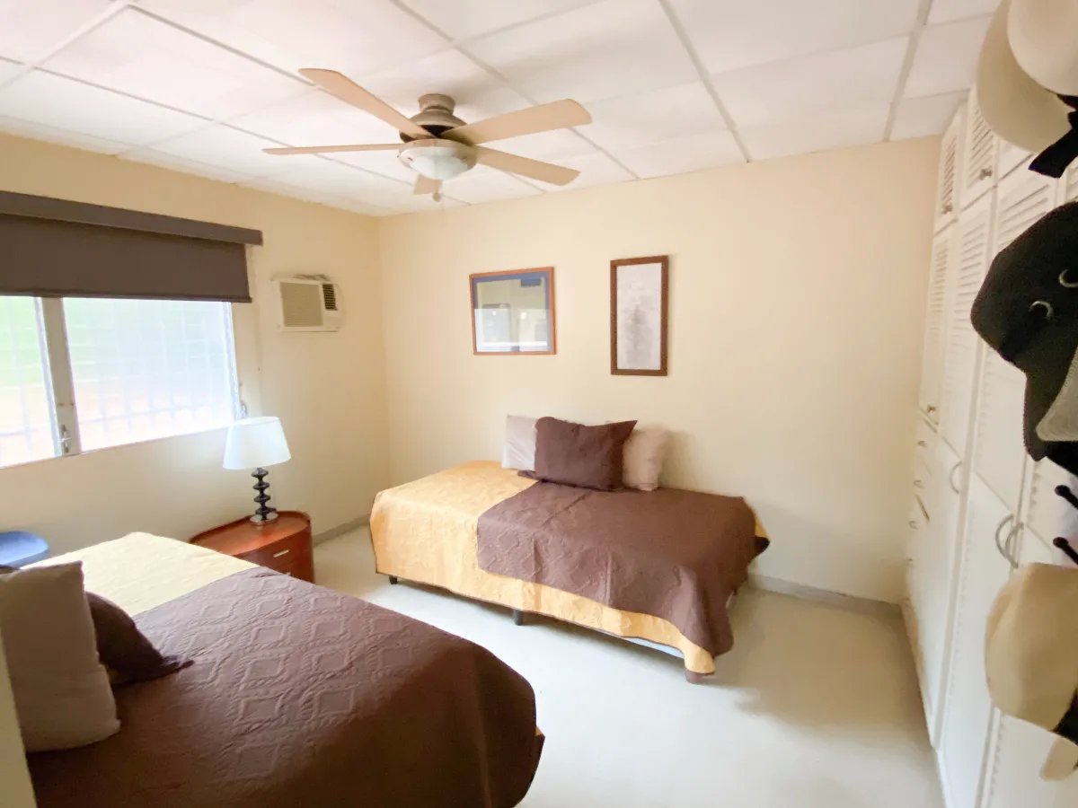 Single Family Detached For Sale in Betania