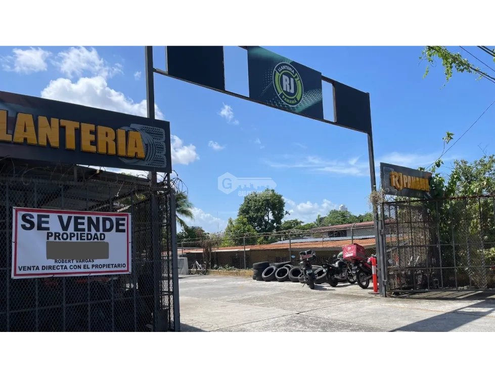LOCAL COMERCIAL / PARQUE LEFEVRE / 750M / 2 NIVELES / OFICINA