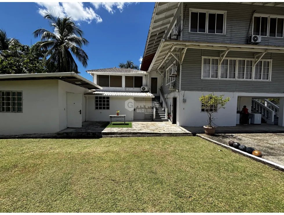 SE VENDE CASA CON ANEXO COLÓN MARGARITA 240M 3 HABITACIONES CON ANEXO