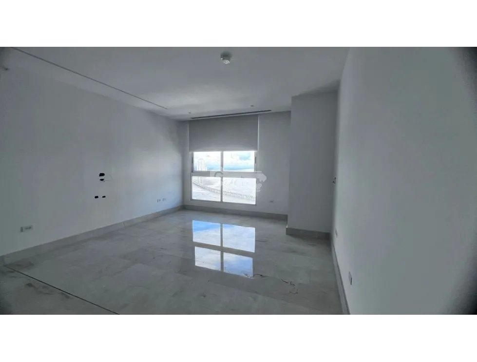 SE VENDE APARTAMENTO EN  PH PANORAMA 192 M2 CON BALCON