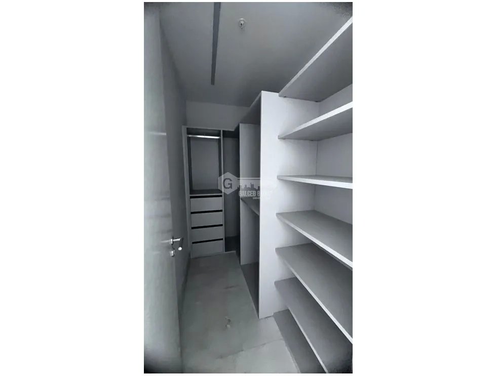 SE VENDE APARTAMENTO EN  PH PANORAMA 192 M2 CON  BALCON