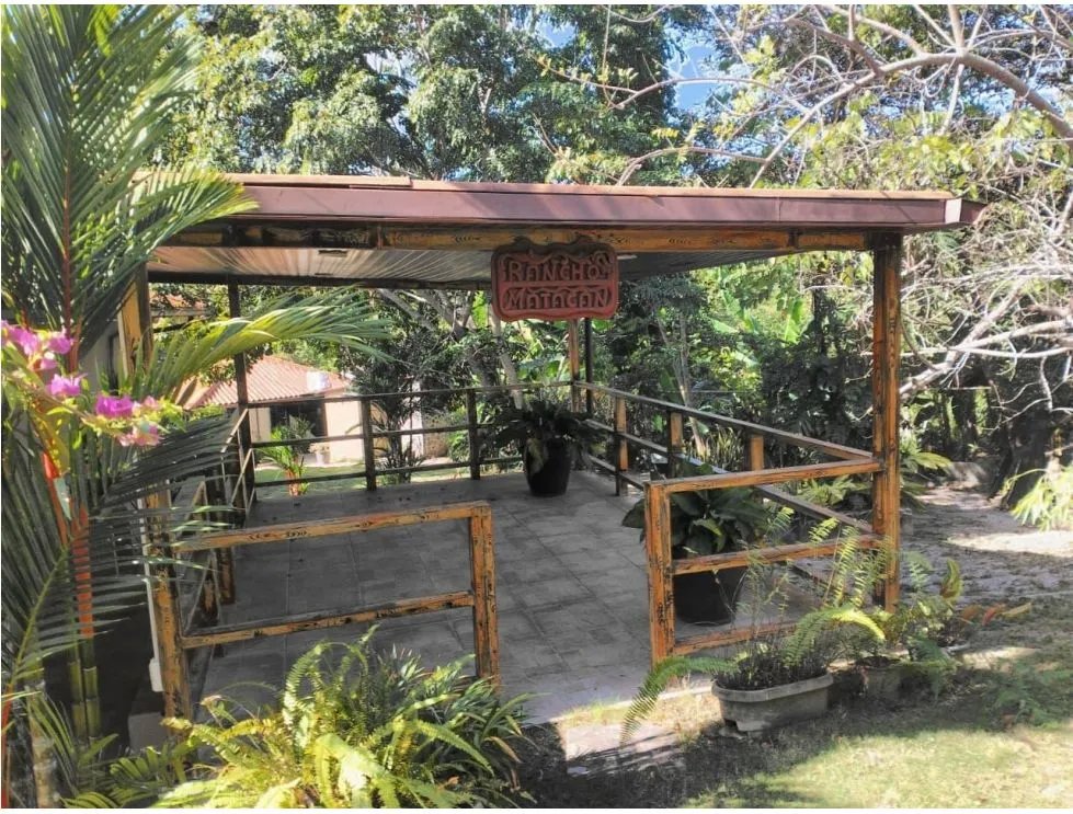 SE VENDE CASA EN SAN CARLOS  LAS UVAS 1001 M2 CON PISCINA