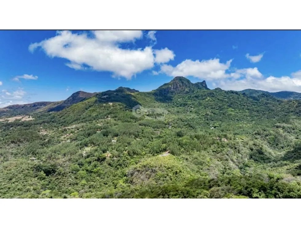 SE VENDE TERRENO EN  CHAME ALTOS DE MARIA 2607 M2 A MINUTOS DE CASCADA