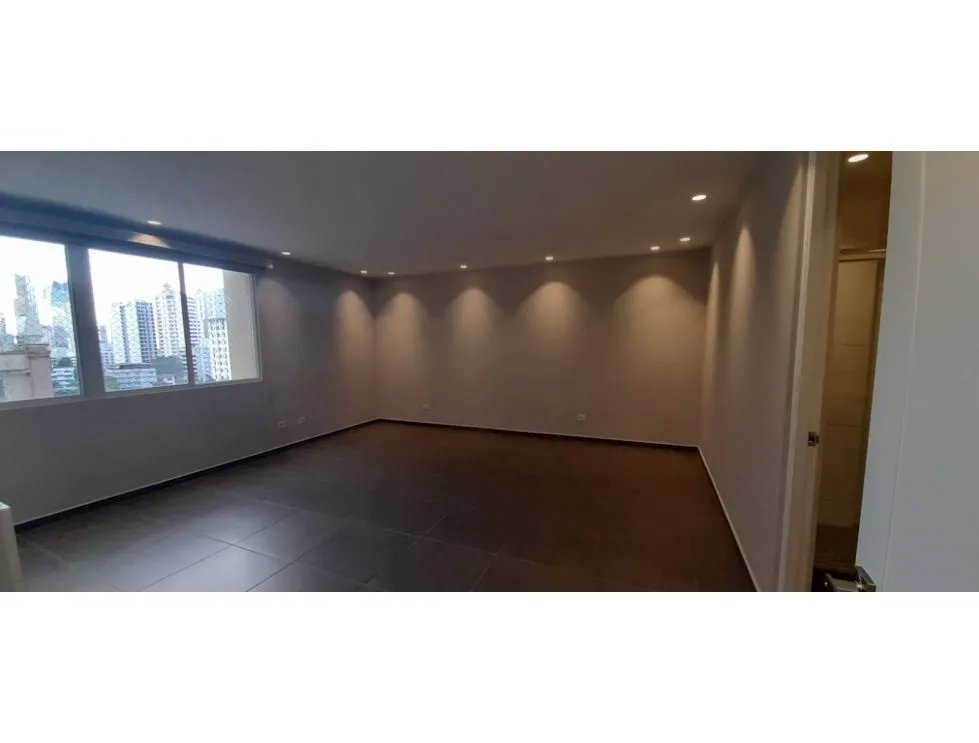 EL CANGREJO / PH PORTANOVA LOFT / 213M / 3 HABITACION / 2 NIVELES