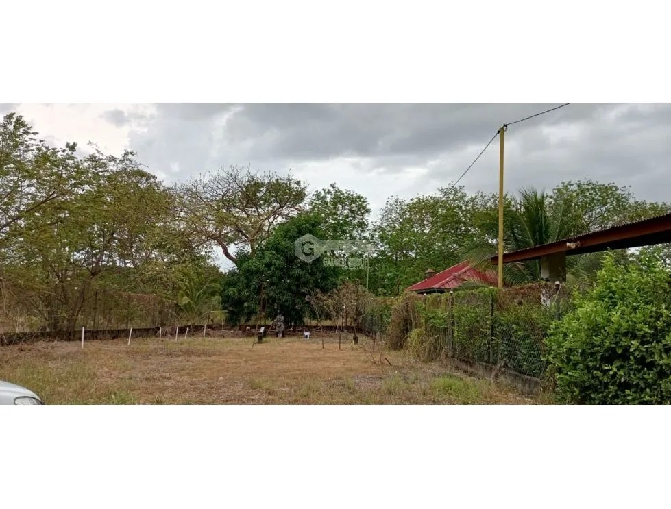 SE VENDE TERRENO EN CHAME  3200 M2 LOTE PLANO