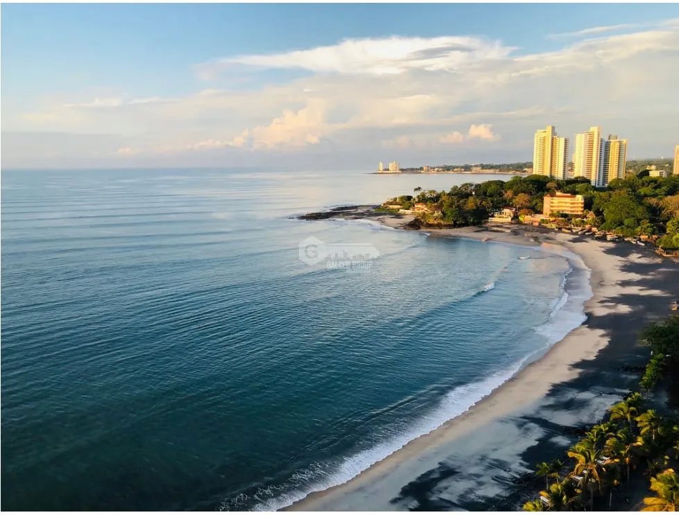 TERRENO / PLAYA CORONADO/ LAS QUINTAS / 1,100M2 / TERRENO PLANO