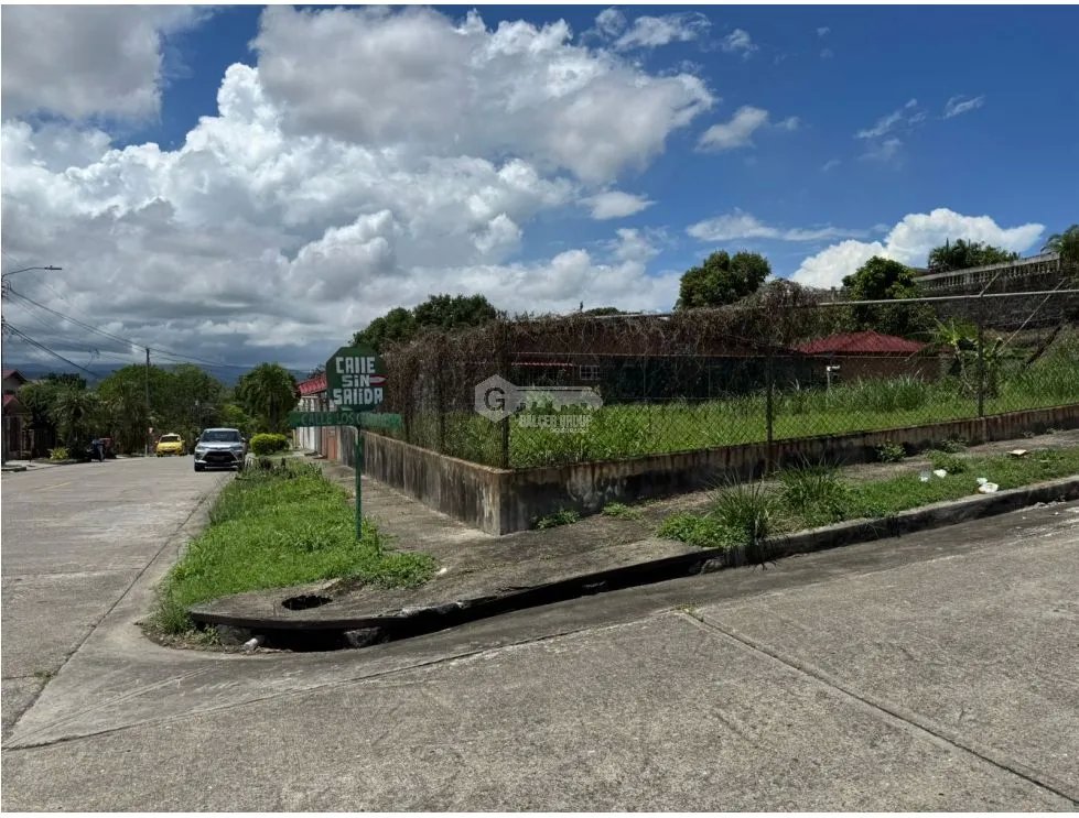 Building Lot for sale in Villa Zaita