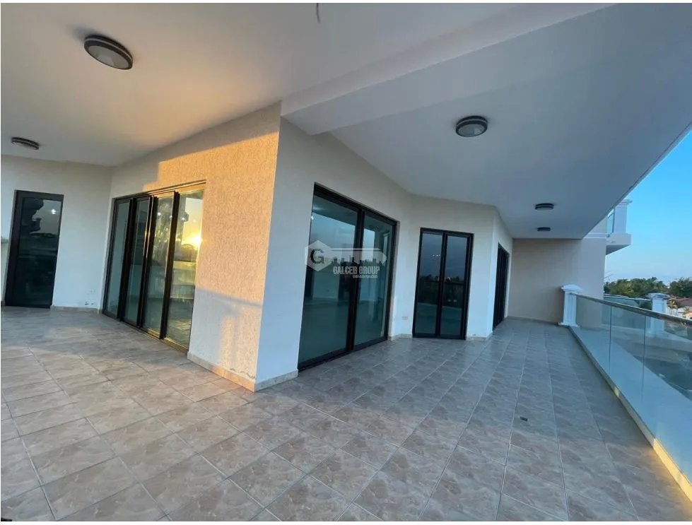 Single Family House for rent in San Carlos