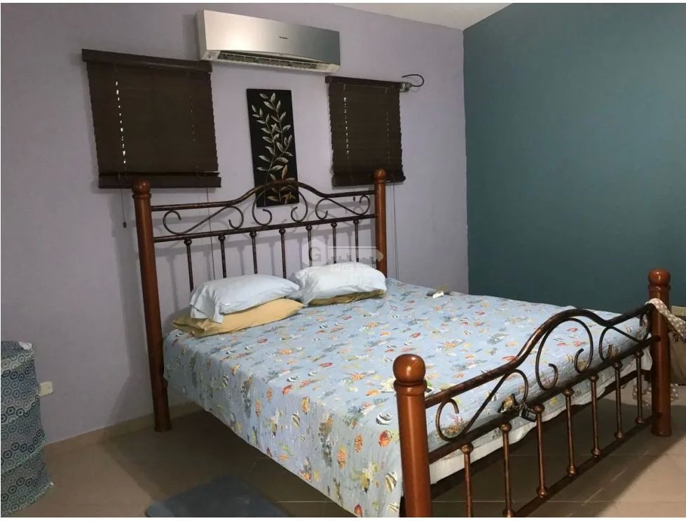 Single Family House for sale in Coronado