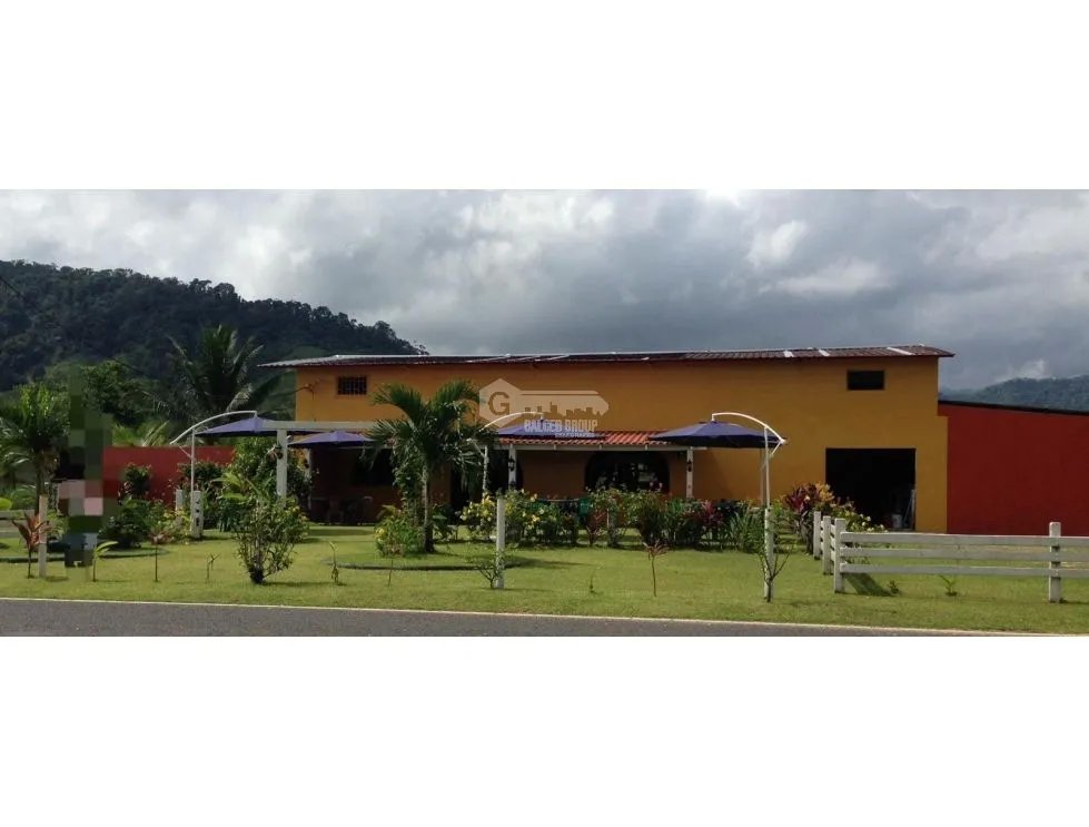PORTOBELO COLON / NUEVO TONOSI / CASA CON RESTAURANTE / 1 HECT