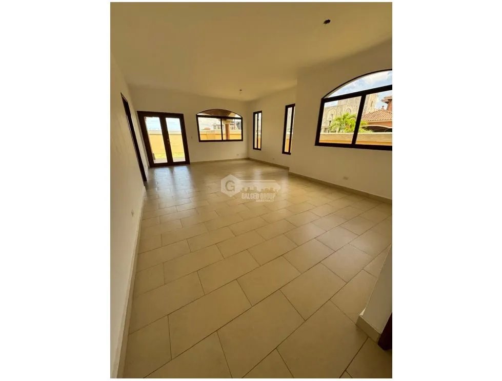 COSTA SUR / RESIDENCIAL EL DORAL / 392M2 / 4 HABITACIONES