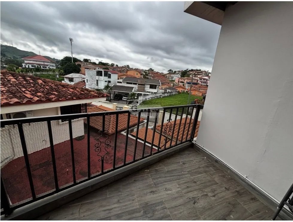 Single Family House for sale in El Bosque