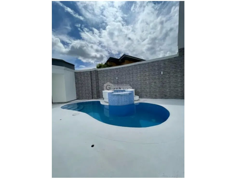 Single Family House for rent in Altos de Panama