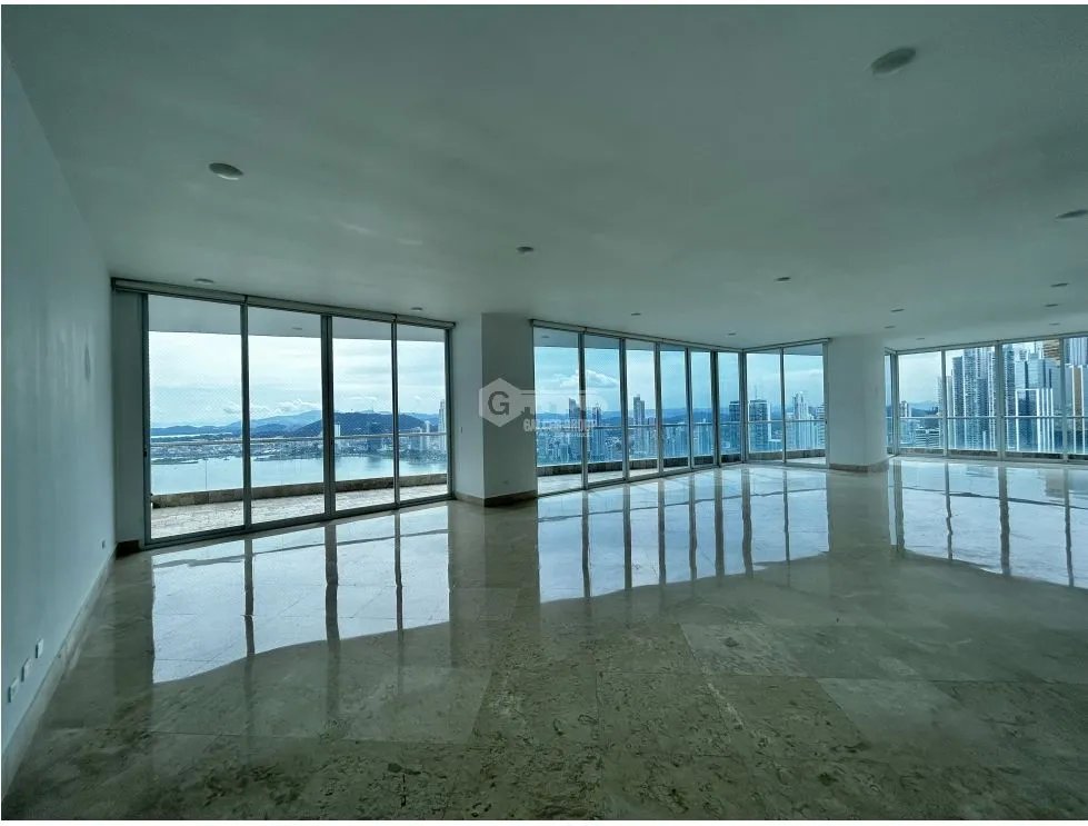 PUNTA PAITILLA / PH THE POINT / 500M2 / 4 HAB / LINEA BLANCA / BALCÓN