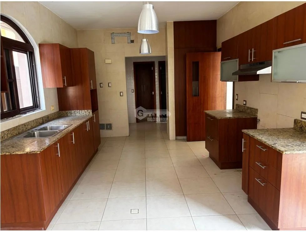Single Family House for sale in Costa Sur