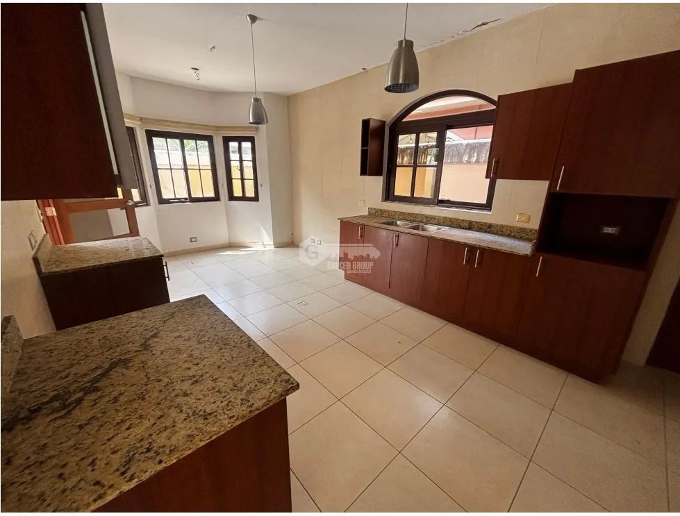 Single Family House for sale in Costa Sur