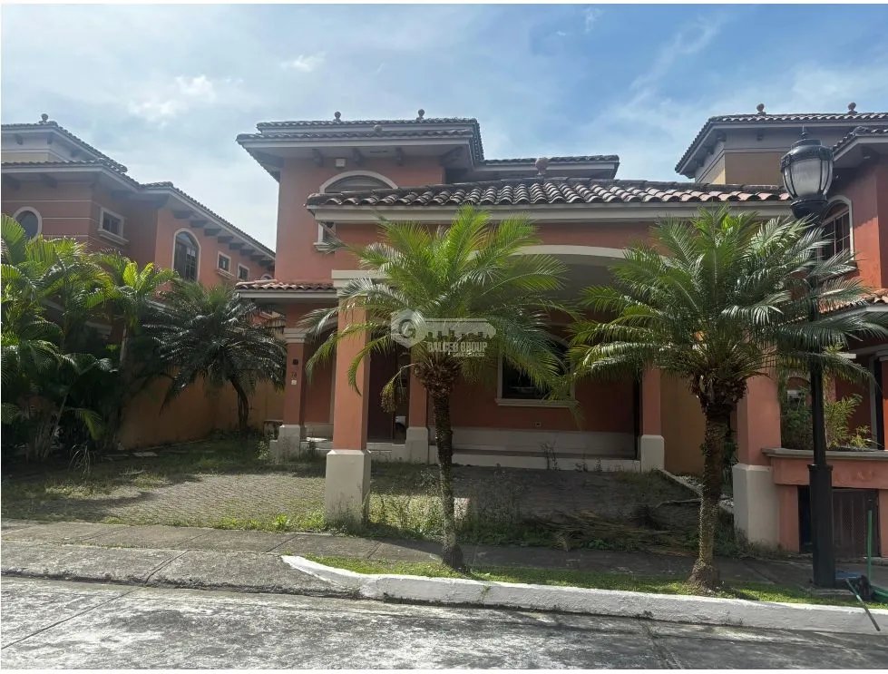 Single Family House for sale in Costa Sur