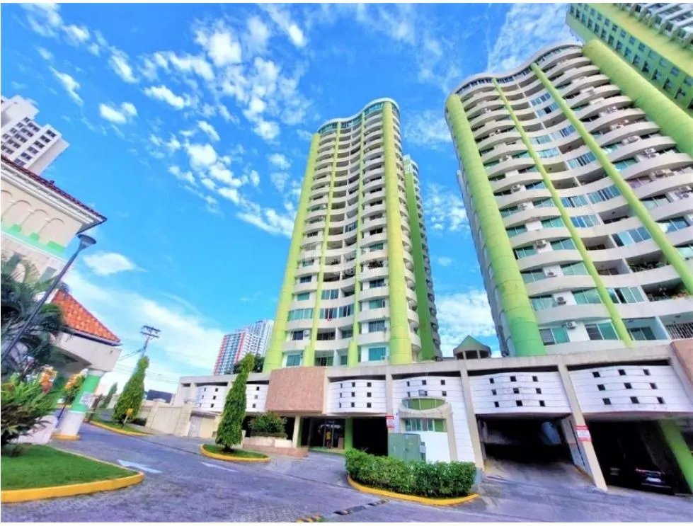 Apartment for sale in Condado del Rey