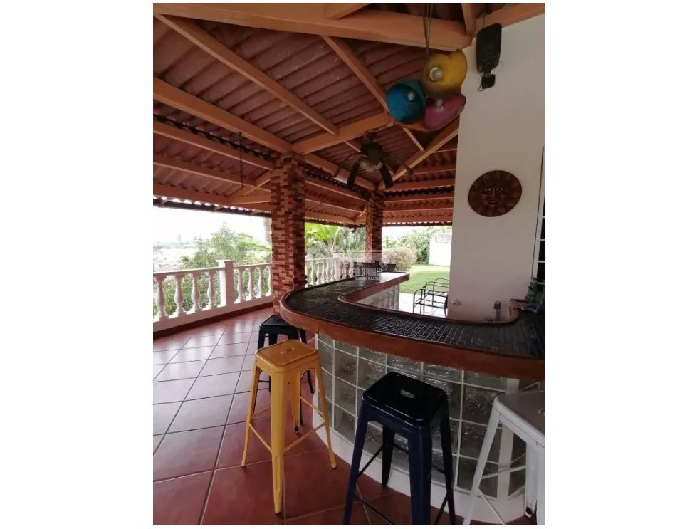 VILLA LUCRE / LAS PALMERAS / 706M / PISCINA / DOS NIVELES