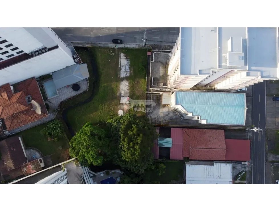 TERRENO COMERCIAL / EL CANGREJO / RM3-C2 / 1500M
