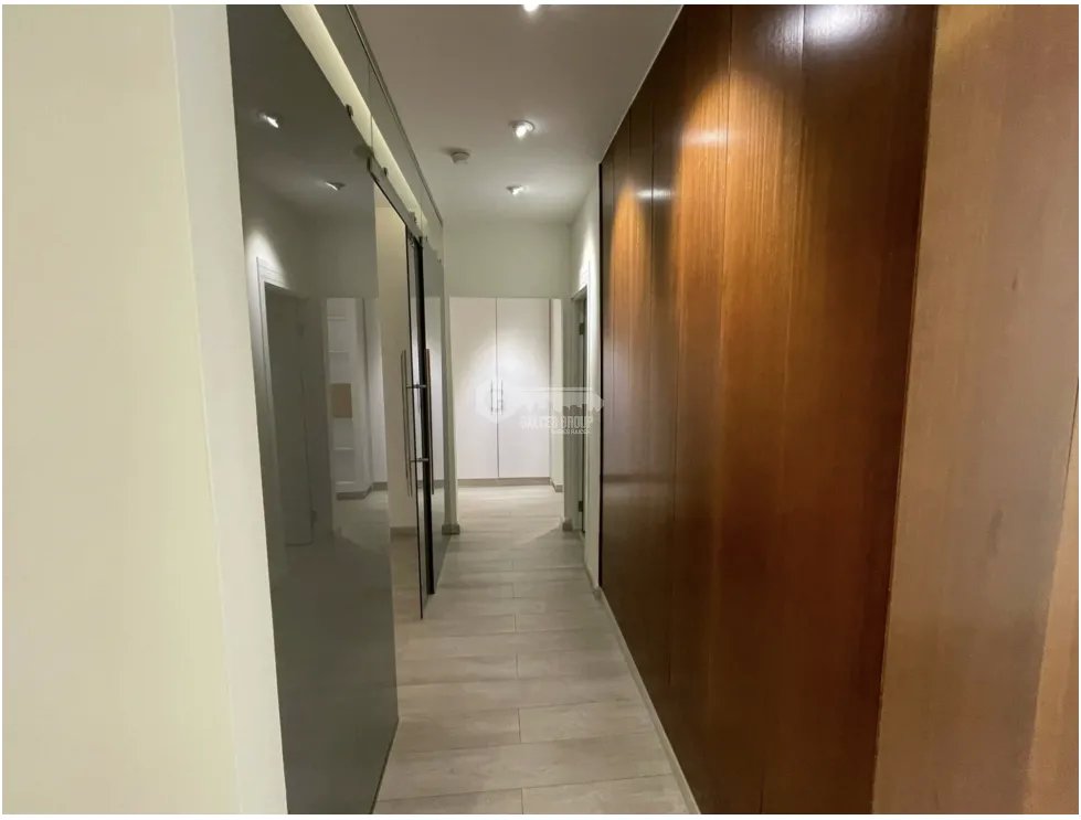 CLAYTON / EMBASSY CLUB / 300M / LINEA BLANCA HIGH END / BALCON