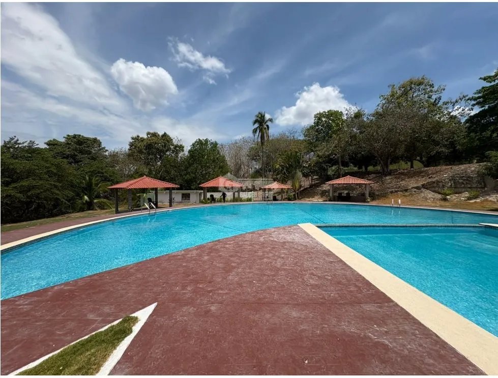 SE VENDE APARTAMENTOE EN SAN CARLOS PH IBIZA OCEAN VIEW CON BALCON