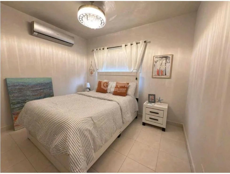 QUINTAS DE VERSALLES / 256m2 / 3 HABITAC. / LINEA BLANCA / YA