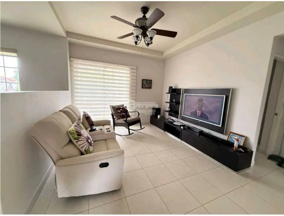 Single Family House for rent in Costa Sur