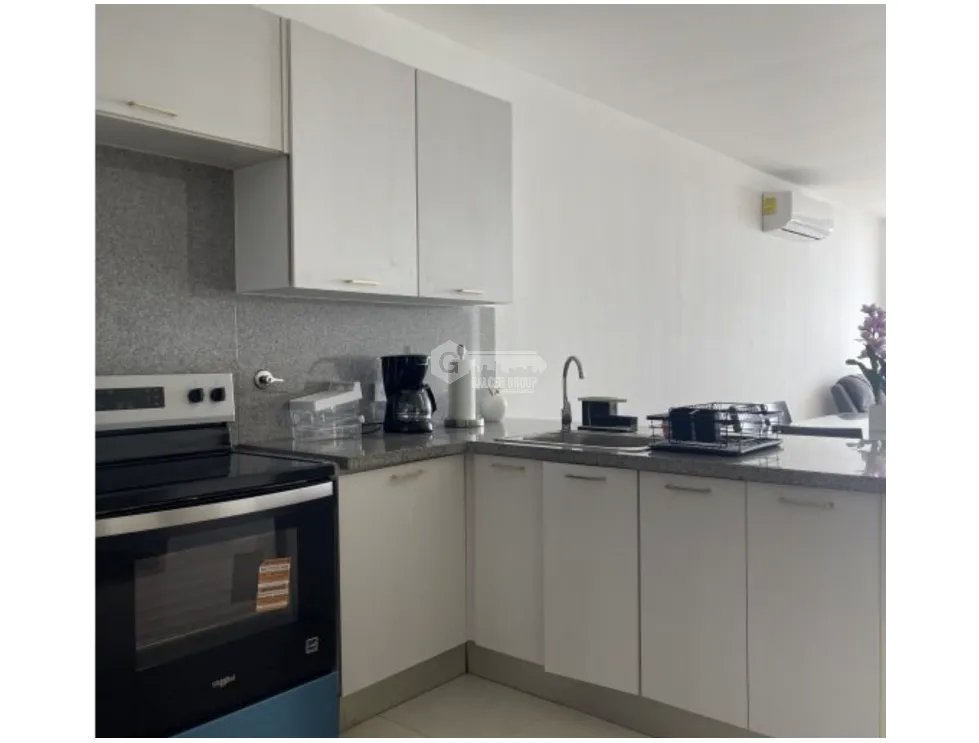 AVE. BALBOA / PH WHITE / 119M / 2 HABITACION / BALCON / LINEA BLANCA