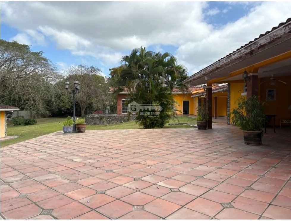A LA VENTA TERRENO DE 8297 METROS CON CASA EN SANTA CLARA / AG