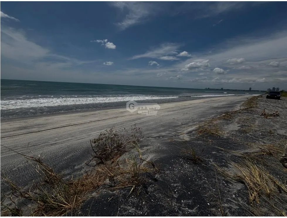 PLAYA MALIBU / GORGONA / TERRENO FRENTE AL MAR / 1002M