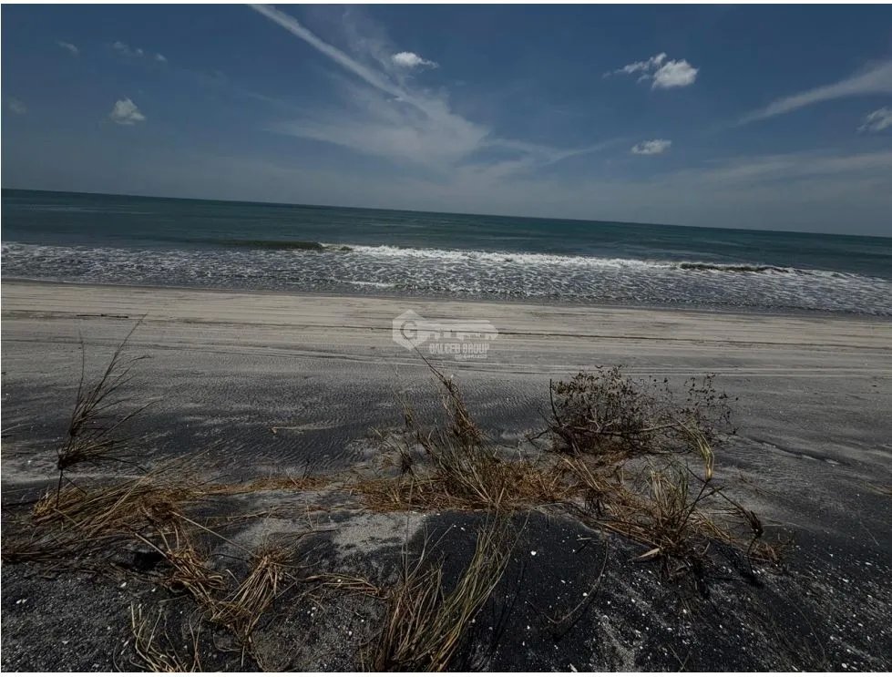 SE VENDE TERRENO FRENTE AL MAR EN GORGONA PLAYA MALIBU DE 1002M