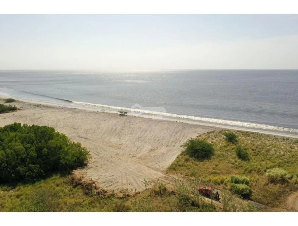 GORGONA / PLAYA MALIBU / 1002M / TERRENO FRENTE AL MAR