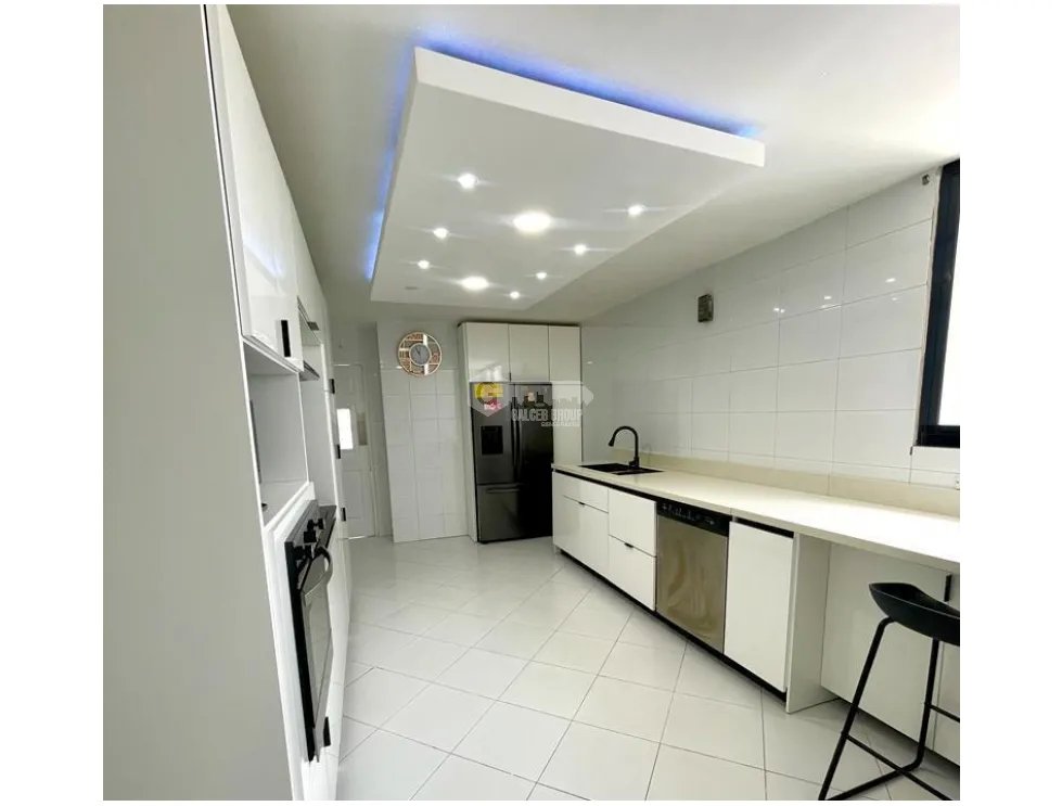 SE VENDE APARTAMENTO EN OBARRIO PH LA FONTANA CON 4 HABITACIÓNES