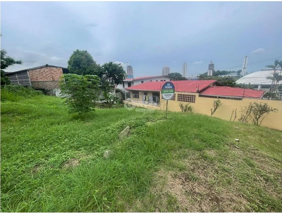 Building Lot for sale in Altos de Santa Maria