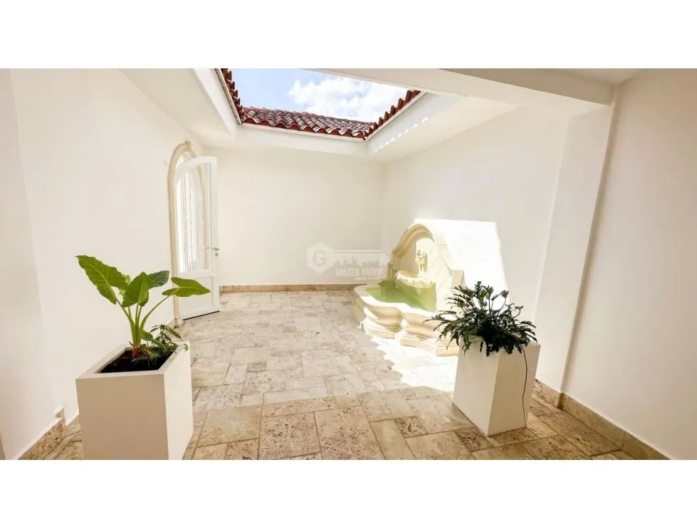 SE VENDE CASA EN SANTA MARIA FAIRWAY ESTATE CASA DE LUJO AMOBLADA 800M