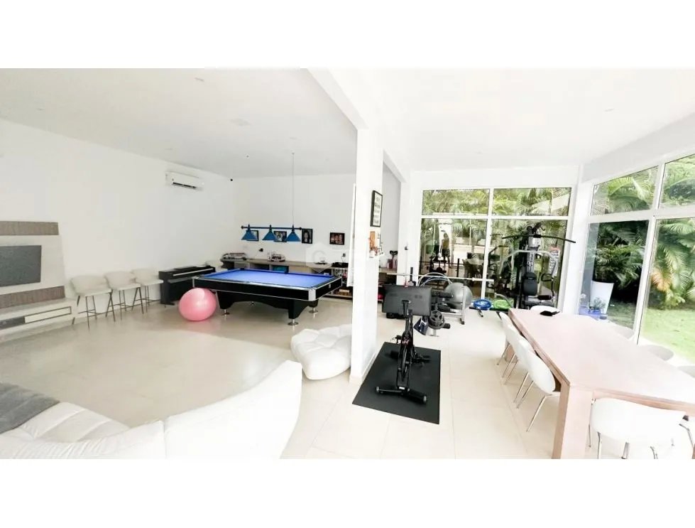 SE VENDE CASA EN SANTA MARIA FAIRWAY ESTATE CASA DE LUJO AMOBLADA 800M