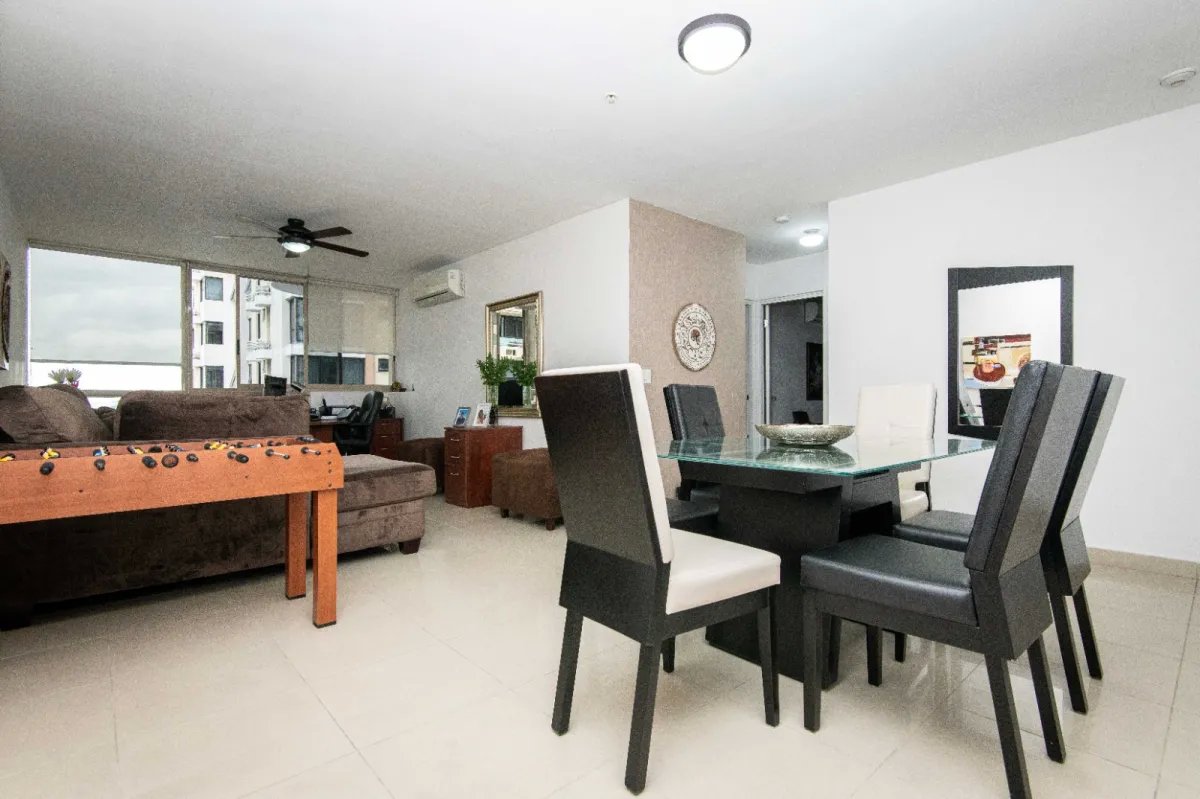 Apartment For Sale in Calle 78 Sur