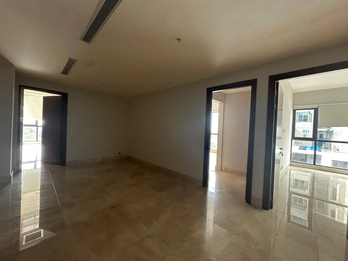 Apartment For Sale in PH Albratoss