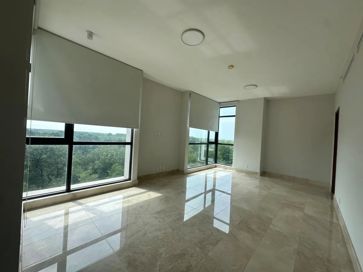 Apartment For Sale in PH Albratoss