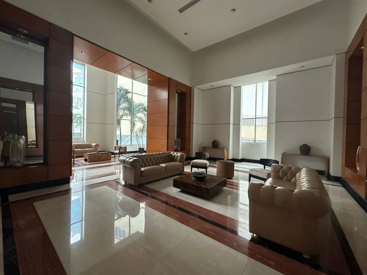 Apartment For Sale in PH Pacific Point
