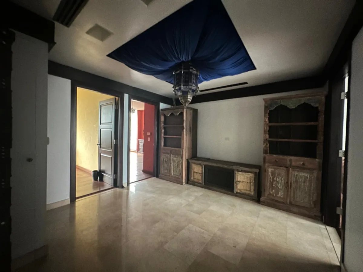 Apartment For Sale in PH Pacific Point