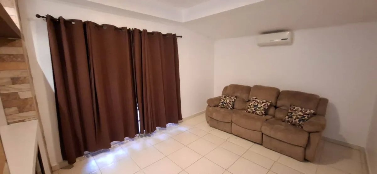 Single Family Detached For Rent in Residencial verde real