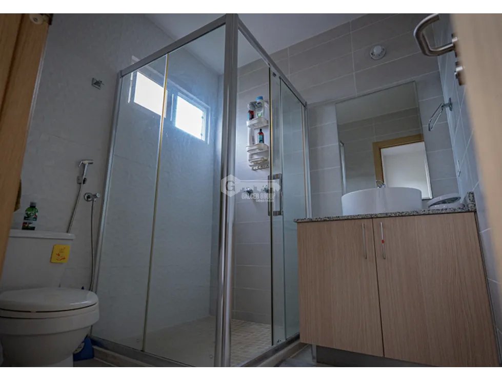 SE ALQUILA CASA EN PASEO DEL NORTE  215M 4 HABITACIONES AMOBLADA