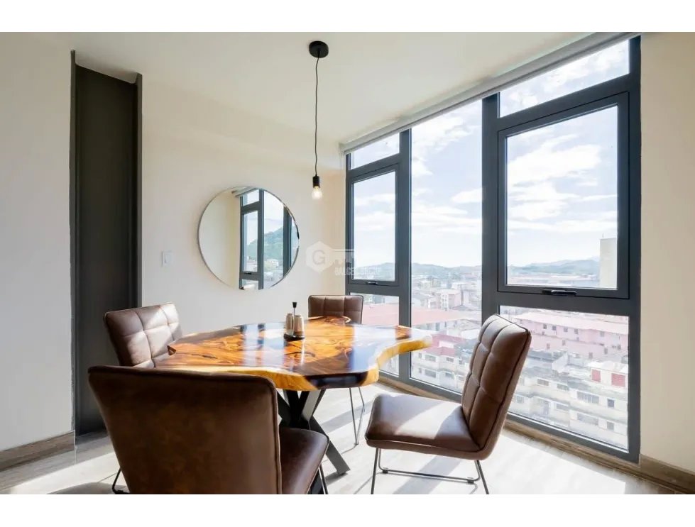 CASCO VIEJO / CASCO VIEW LIFE / 45M / BALCON / AMOBLADO